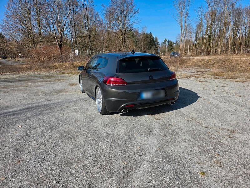 Gebraucht VW Scirocco R 160 PS (117 kW) 2008 Braun Coupé