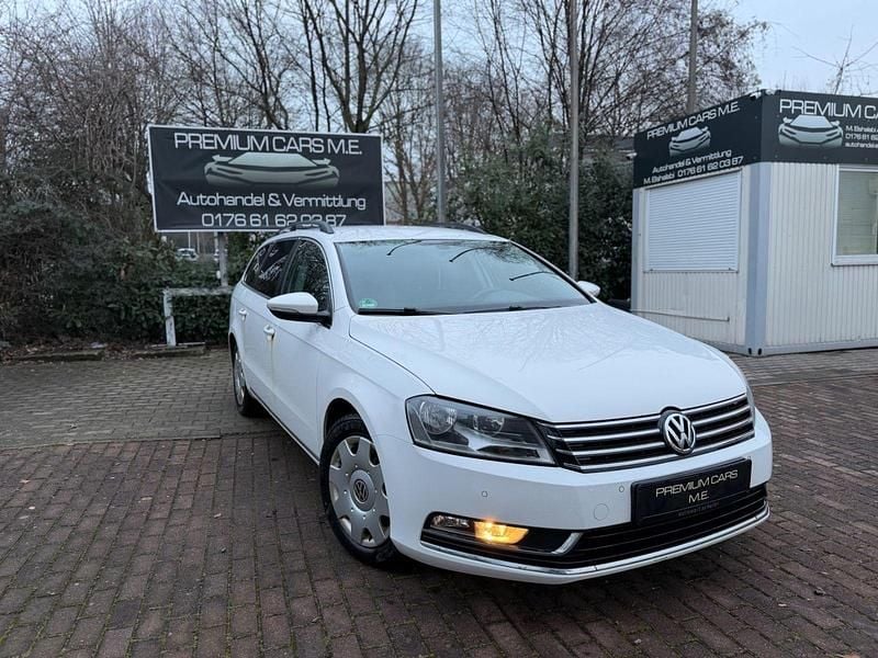 Weiß Gebraucht 2012 VW Passat Kombi | 3.699 € (Superpreis) - Bild 1/4