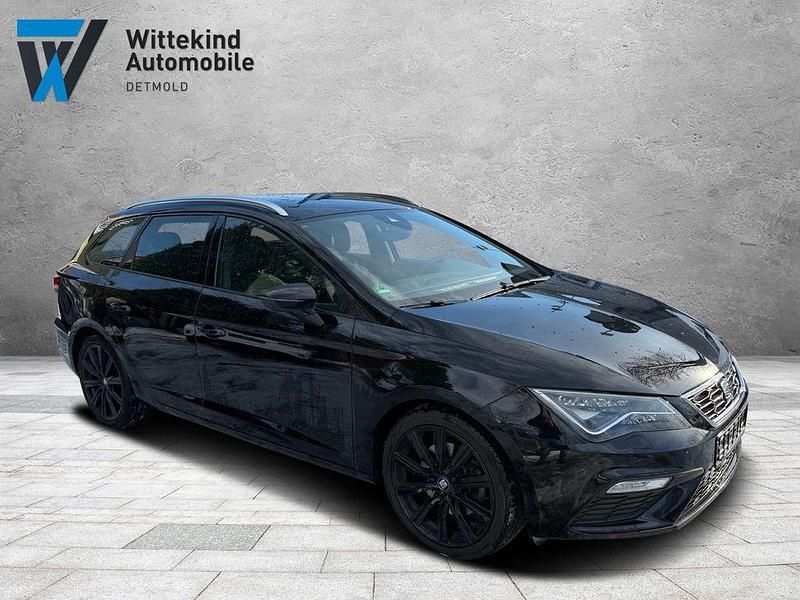 Schwarz Gebraucht 2018 Seat Leon ST FR Kombi | 15.999 € (Fairer Preis) - Bild 1/4