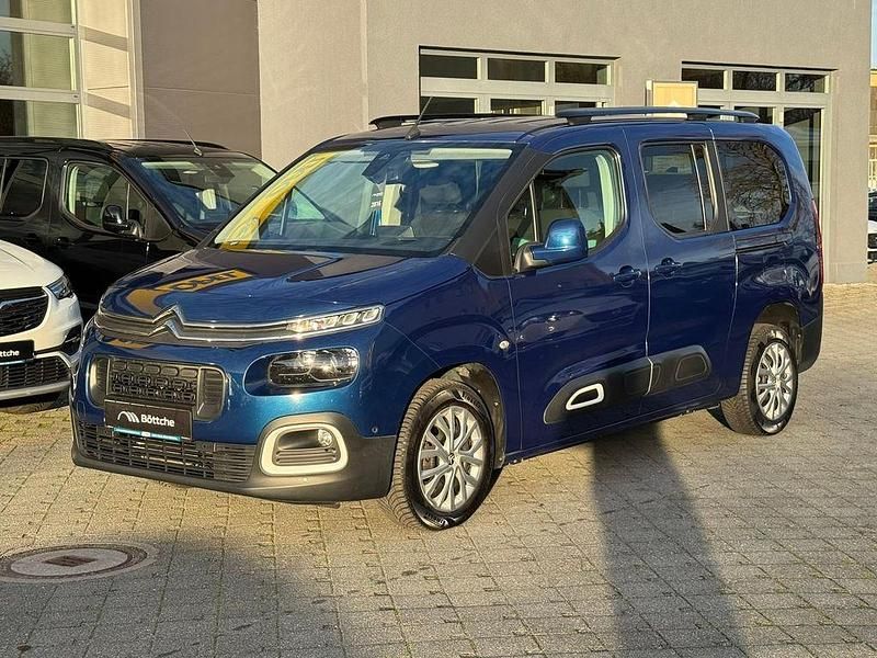 Lack grau artense/typ aussenverkleidung metalliclackierung Gebraucht 2019 Citroën Berlingo Shine Van / Kleinbus | 14.950 € (Guter Preis) - Bild 1/4