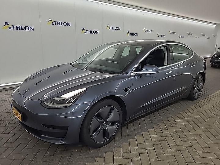 Grau Gebraucht 2020 Tesla Model 3 Standard Range Limousine | 18.400 € (Guter Preis) - Bild 1/4