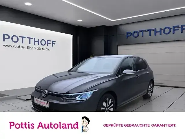 Gebraucht VW Golf VIII Move 110 PS (80 kW) 2024 Limousine
