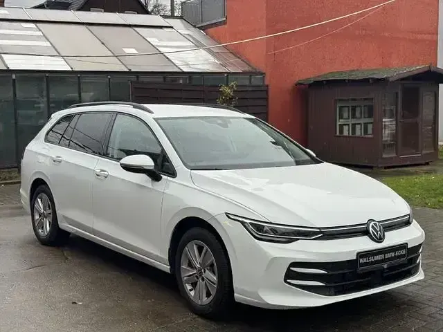Gebraucht VW Golf VIII Life 116 PS (85 kW) 2024 Andere Kombi