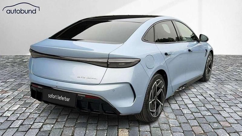 Neu BYD Seal Design 230 kW (313 PS) 2025 Blau / ice blue Limousine