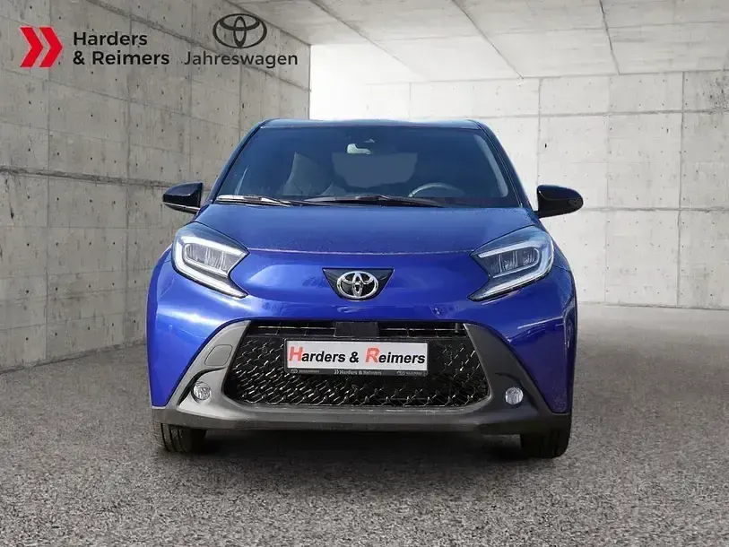 Neu Toyota Aygo 72 PS (52 kW) 2025 Blau