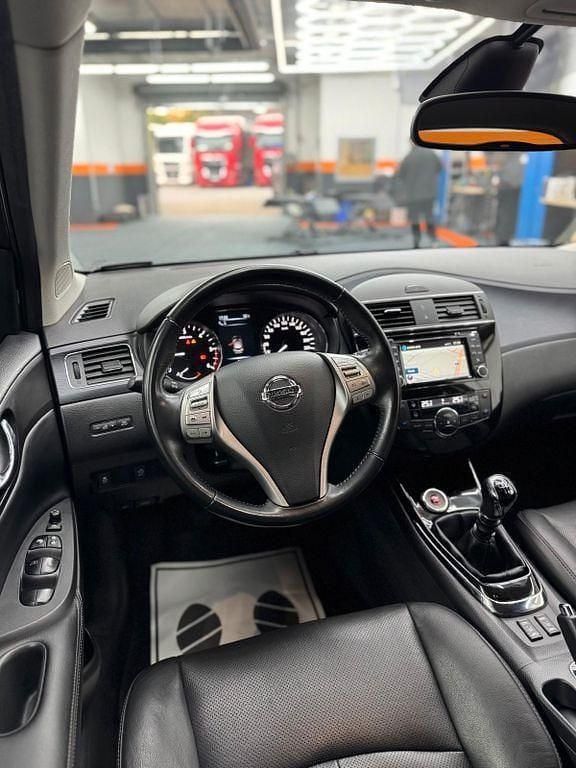 Gebraucht Nissan Pulsar Tekna 110 PS (80 kW) 2015 Gold Kleinwagen