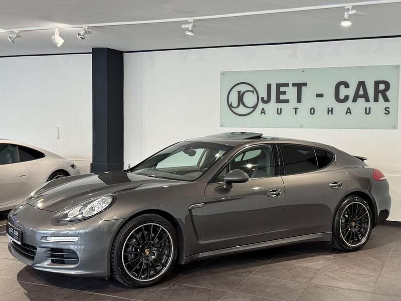 Gebraucht Porsche Panamera 250 PS (183 kW) 2013 Grau Limousine