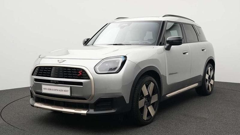 Grau Gebraucht 2024 Mini Countryman Favoured SUV | 41.537 € (Superpreis) - Bild 1/4