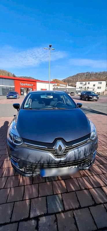 Gebraucht Renault Clio IV LIMITED 90 PS (66 kW) 2018 Grau Kleinwagen