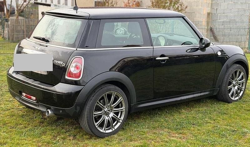Usado Mini Cooper D 111 HP (81 kW) 2012 Preto Citadino