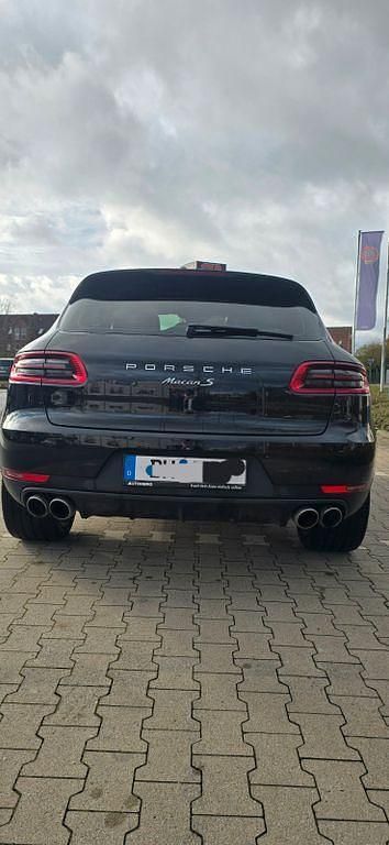 Gebraucht Porsche Macan S 258 PS (189 kW) 2017 Schwarz SUV