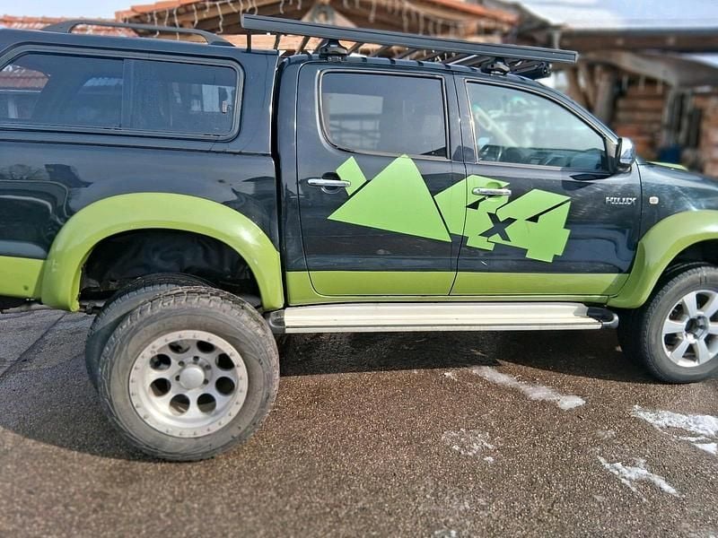 Gebraucht Toyota HiLux 190 PS (139 kW) 2008 Schwarz Abholung