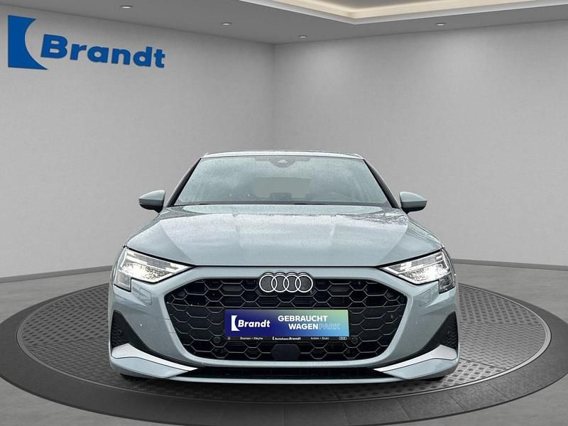 Gebraucht Audi A3 Advanced 150 PS (110 kW) 2025 Grau Limousine