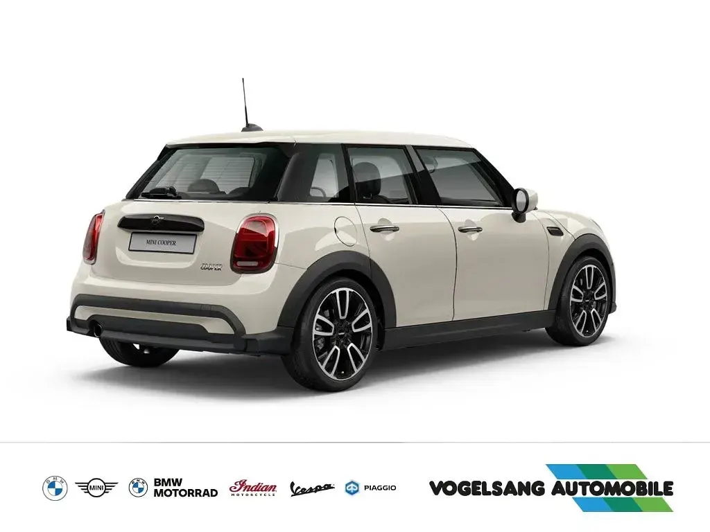 Używany Mini John Cooper Works 136 KM (100 kW) 2021 Biały Hatchback