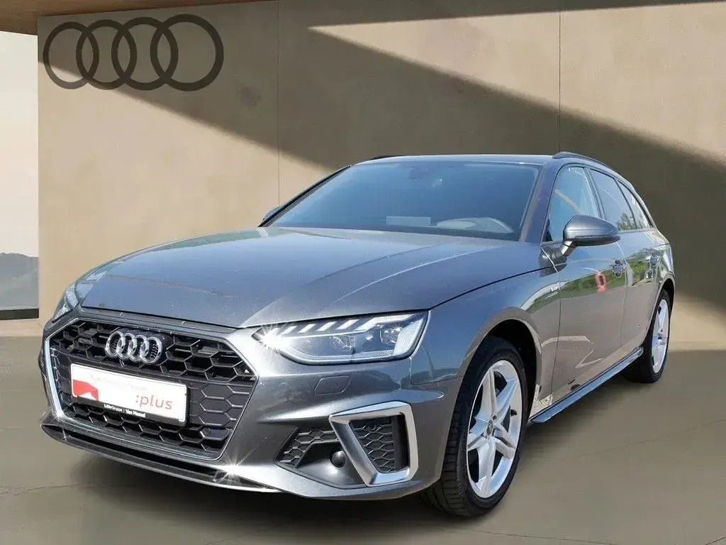 Gebraucht Audi A4 S-Line 204 PS (150 kW) 2022 Daytonagrau perleffekt Kombi