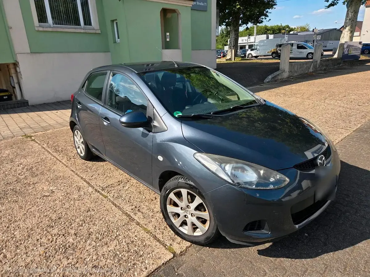 Gebraucht Mazda 2 86 PS (63 kW) 2009 Grau Kleinwagen