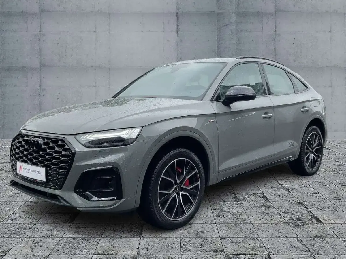 Gebraucht Audi Q5 Edition .1 367 PS (269 kW) 2022 Quantumgrau SUV