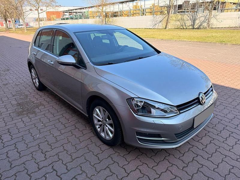 Gebraucht VW Golf VII Trendline 105 PS (77 kW) 2013 Silber Limousine
