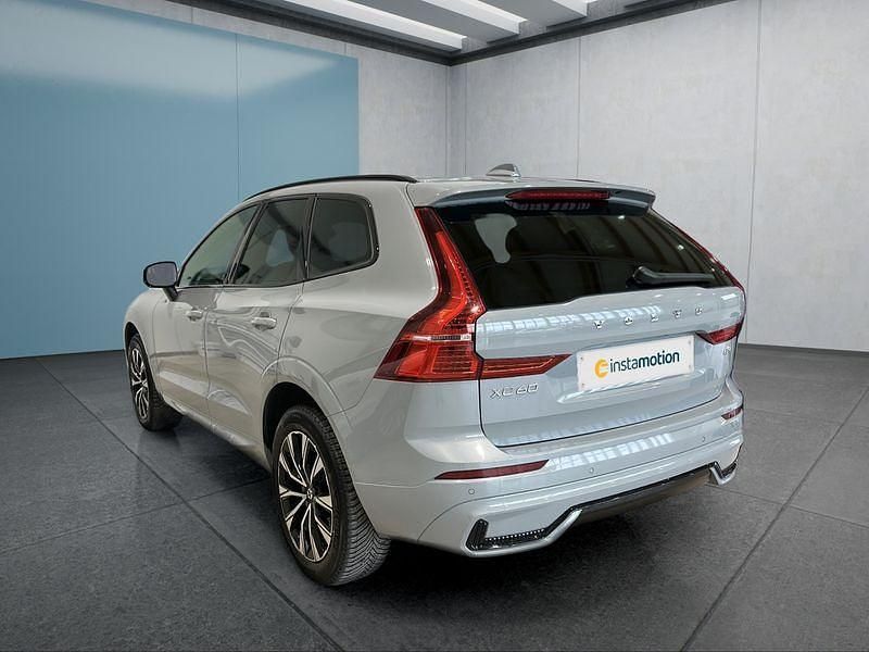 Gebraucht Volvo XC60 Plus 197 PS (144 kW) 2023 Grau SUV