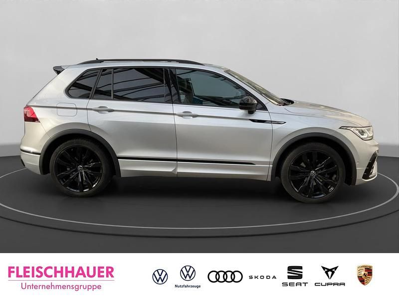 Gebraucht VW Tiguan Highline 220 PS (161 kW) 2018 Schwarz SUV