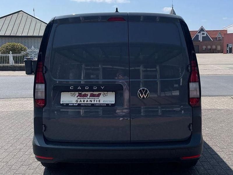 Gebraucht VW Caddy 102 PS (75 kW) 2023 Grau Van / Kleinbus