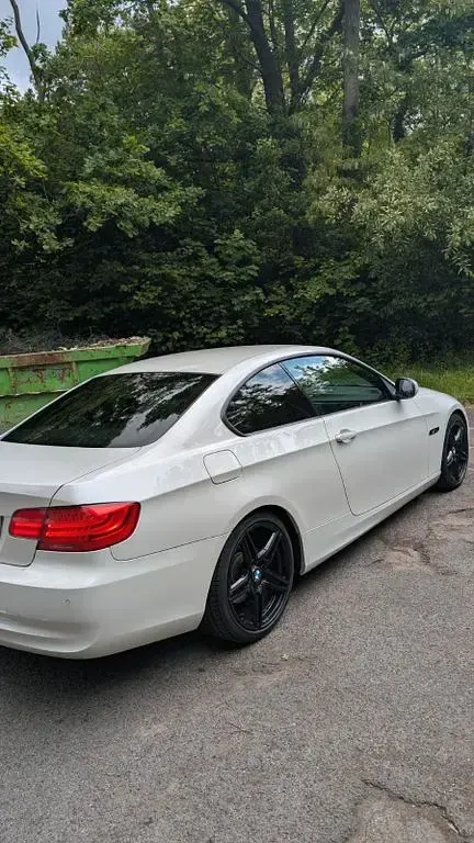 Gebraucht BMW 318 Performance 143 PS (105 kW) 2012 Weiß Coupé