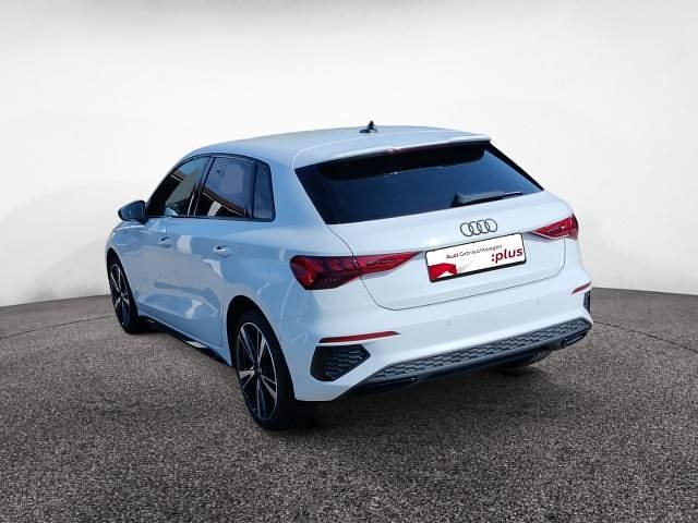 Gebraucht Audi A3 S-Line 150 PS (110 kW) 2022 Gletscherweiß metallic (metallic) Limousine