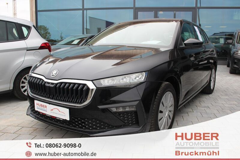 Black magic metallic Neu 2025 Skoda Scala Essence Kleinwagen | 22.480 € (Guter Preis) - Bild 1/4