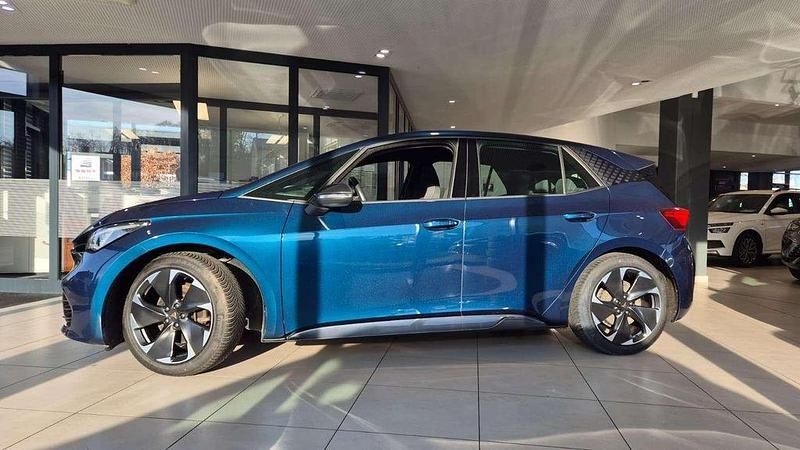 Gebraucht Cupra Born 150 kW (204 PS) 2022 Aurora blau Kleinwagen