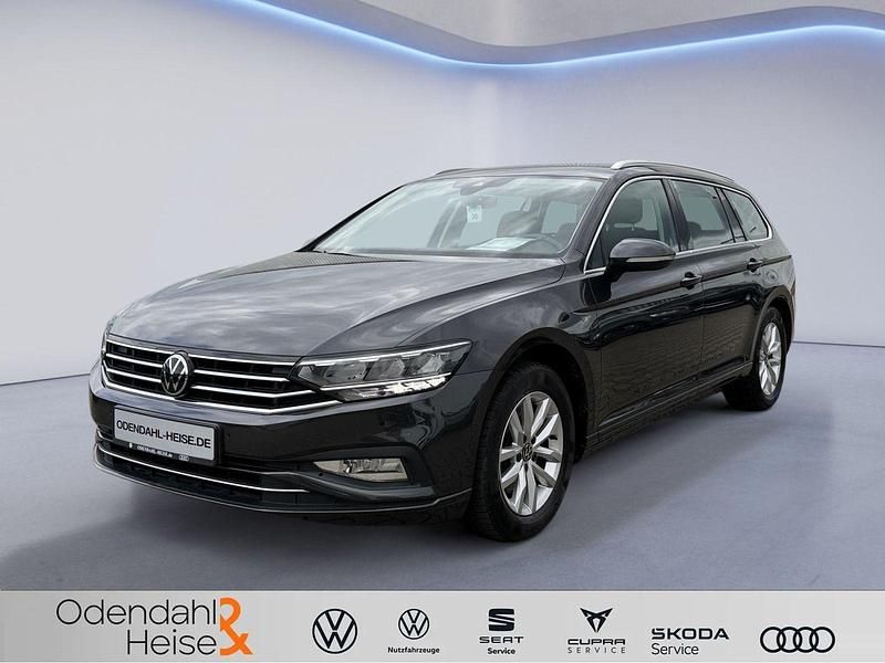 Polsterfarbe: schwarz Gebraucht 2022 VW Passat Business Kombi | 21.750 € (Superpreis) - Bild 1/4