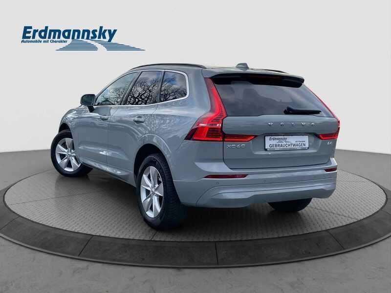 Gebraucht Volvo XC60 Core 197 PS (144 kW) 2023 Vapour grey (grau) SUV