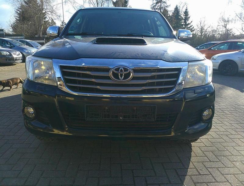 Gebraucht Toyota HiLux Executive 171 PS (125 kW) 2012 Schwarz Pickup