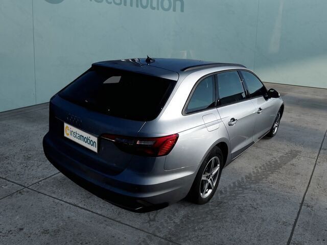 Gebraucht Audi A4 136 PS (100 kW) 2023 Silber Kombi