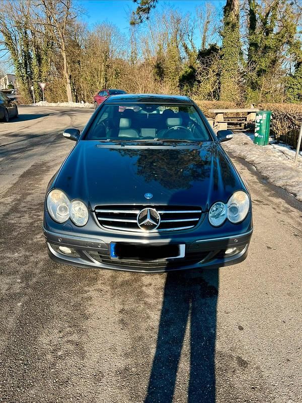 Gebraucht Mercedes CLK280 240 PS (176 kW) 2008 Grau Coupé