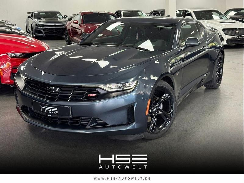 Schwarz Gebraucht 2022 Chevrolet Camaro Coupé | 33.990 € (Etwas zu teuer) - Bild 1/3