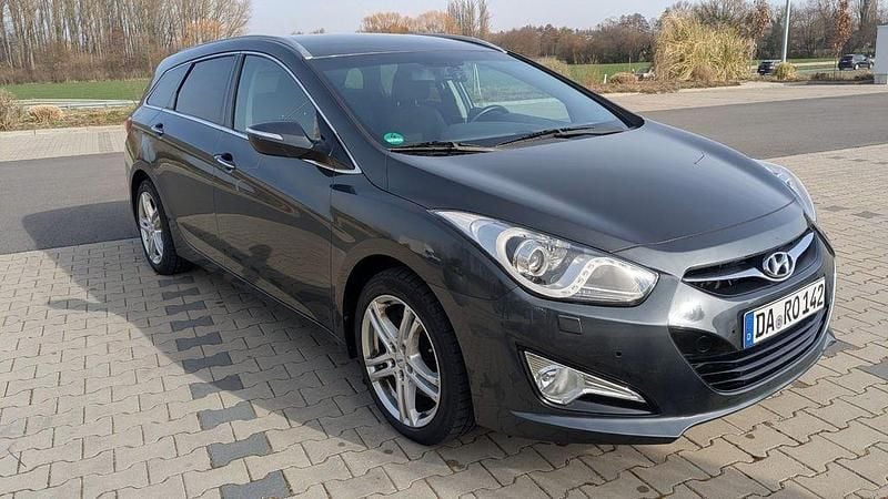 Gebraucht Hyundai i40 136 PS (100 kW) 2015 Grau Kombi