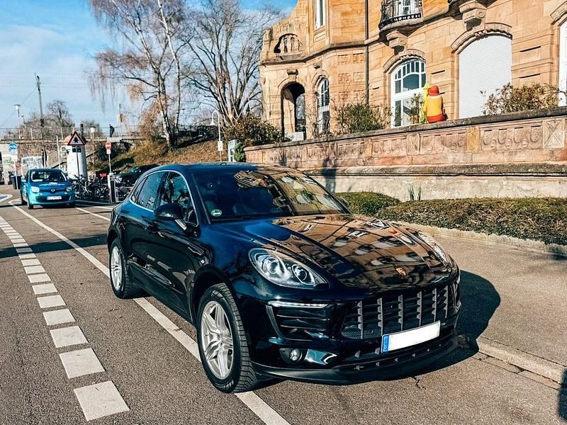 Schwarz Gebraucht 2016 Porsche Macan S SUV | 29.500 € (Superpreis) - Bild 1/4