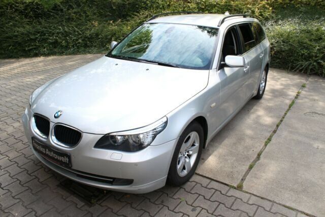 Gebraucht BMW 520 177 PS (130 kW) 2007 Grau metallic Kombi