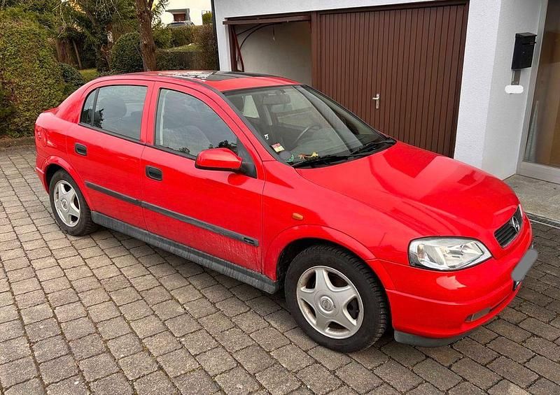 Gebraucht Opel Astra Elegance 116 PS (85 kW) 1998 Rot Limousine