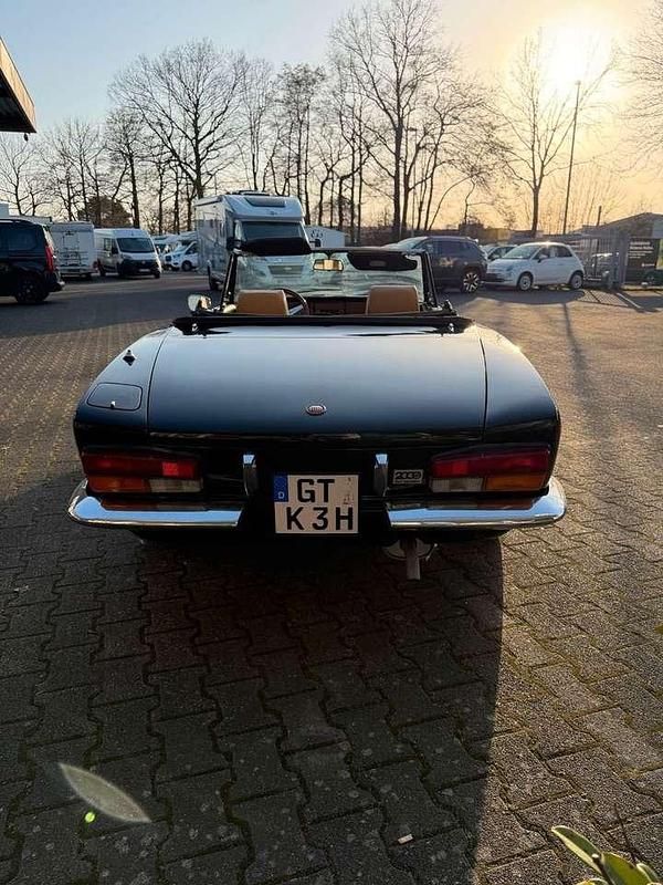 Gebraucht Fiat 124 Spider 105 PS (77 kW) 1981 Schwarz Cabrio
