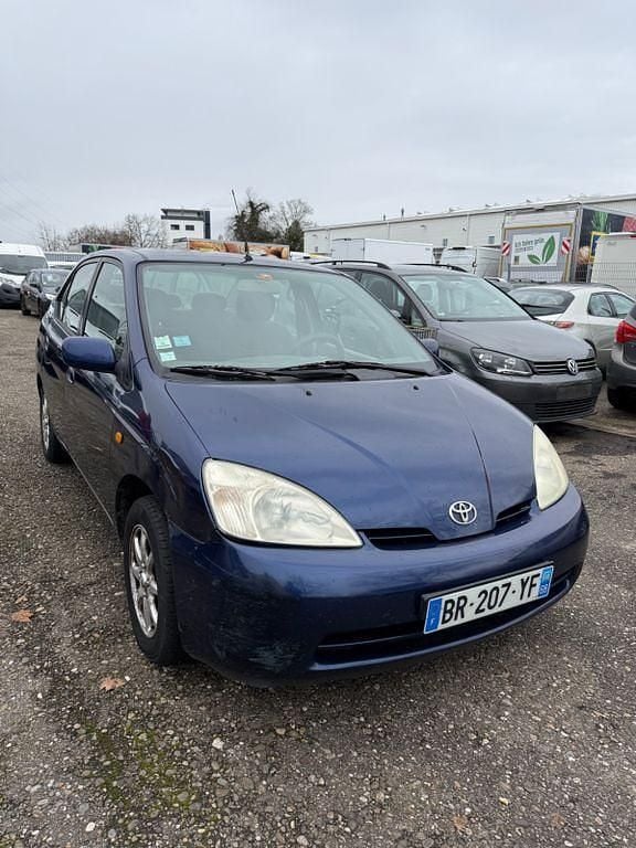 Second-hand Toyota Prius 2004 Hatchback