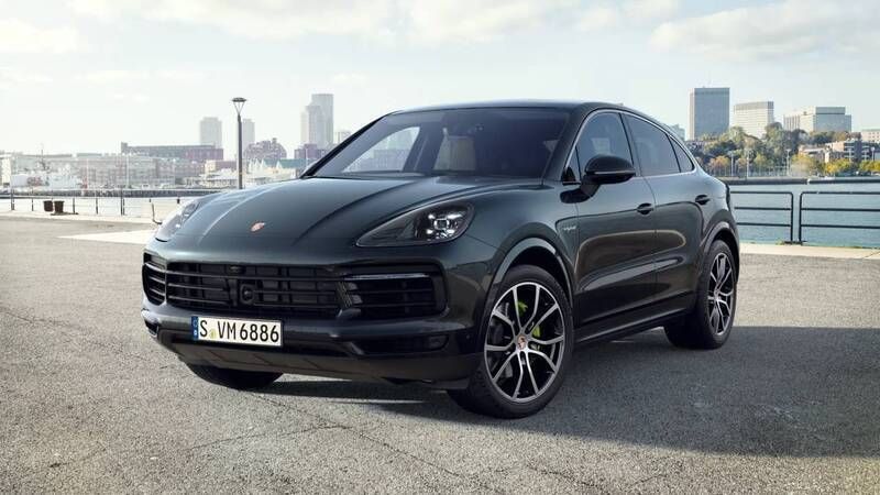 Tiefschwarzmetallic Gebraucht 2021 Porsche Cayenne SUV | 86.904 € (Teuer) - Bild 1/4