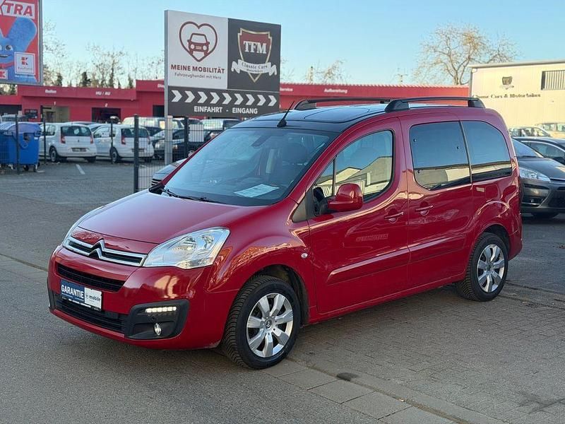 Gebraucht Citroën Berlingo Shine 110 PS (80 kW) 2018 Rot Van / Kleinbus