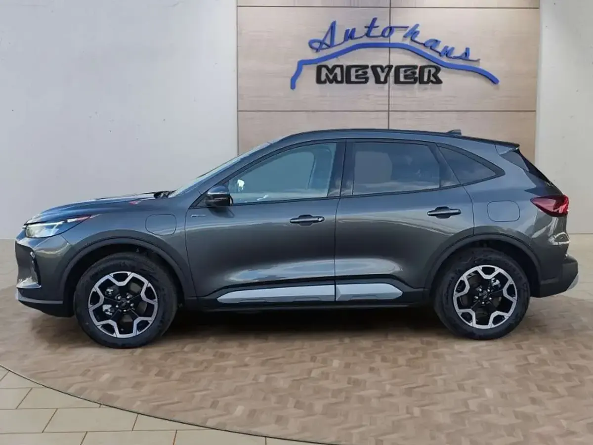 Neu Ford Kuga Active 242 PS (177 kW) 2025 Agate black SUV