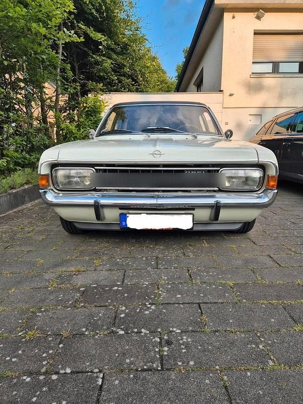 Gebraucht Opel Commodore 115 PS (84 kW) 1967 Weiß Limousine
