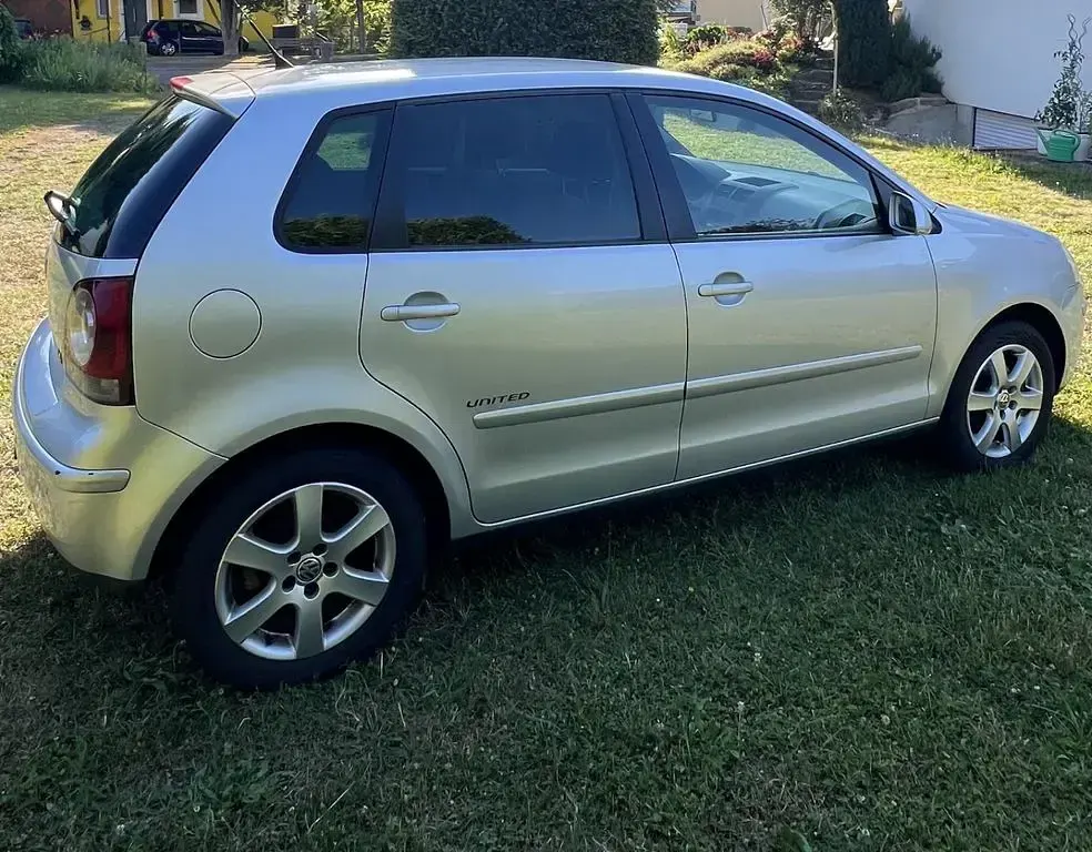 Gebraucht VW Polo United 80 PS (58 kW) 2008 Silber Kleinwagen