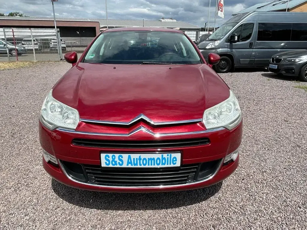 Gebraucht Citroën C5 Tendance 156 PS (114 kW) 2010 Rot Limousine