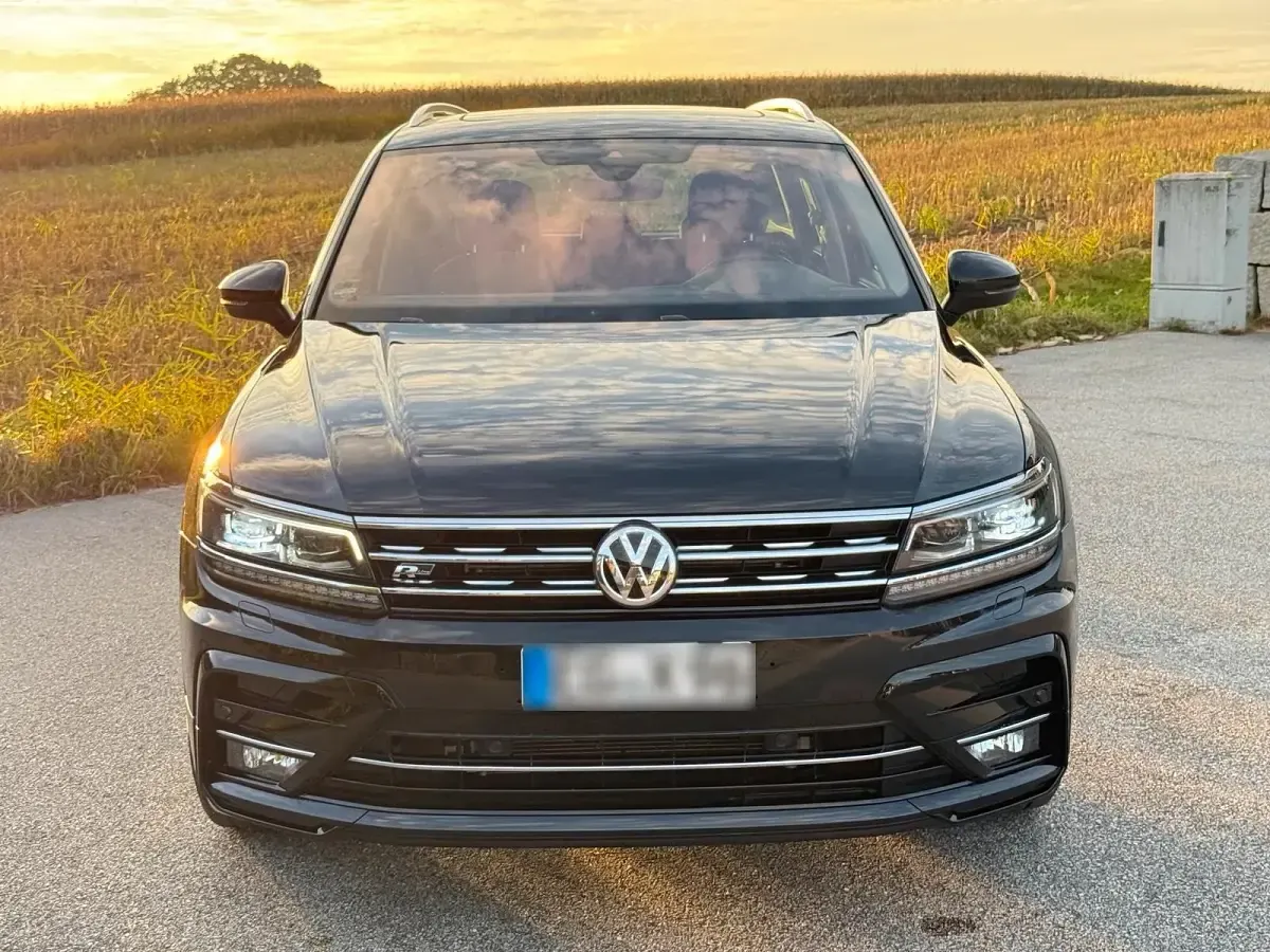 Gebraucht VW Tiguan Highline 220 PS (161 kW) 2017 Schwarz SUV