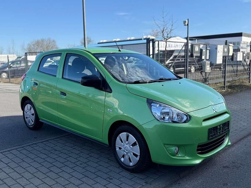 Gebraucht Mitsubishi Space Star 71 PS (52 kW) 2013 Grün Van / Kleinbus