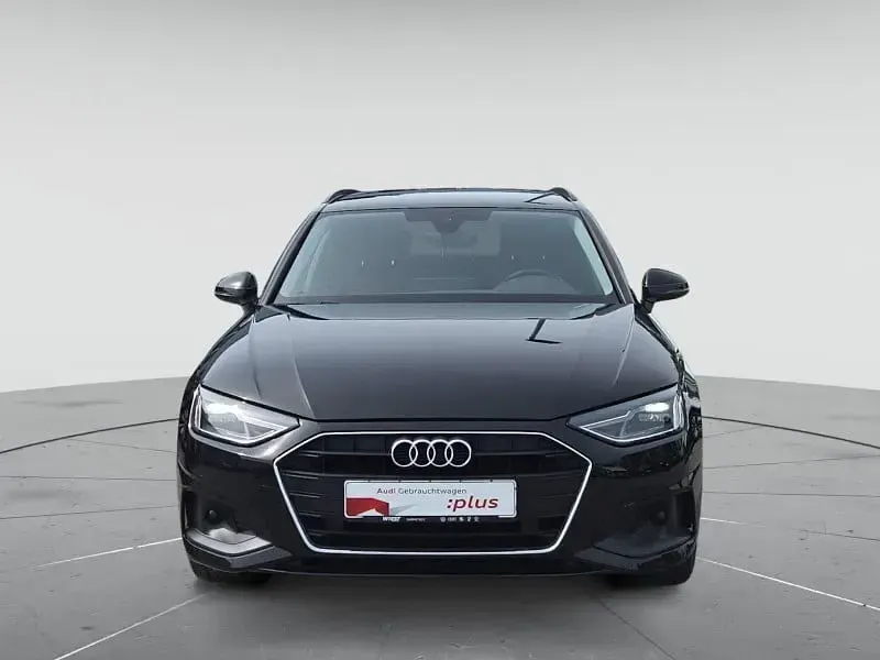 Gebraucht Audi A4 Ambiente 163 PS (119 kW) 2023 Brillantschwarz Kombi